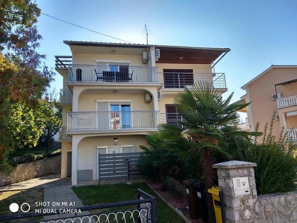 Apartment Vesel Malinska Exterior photo